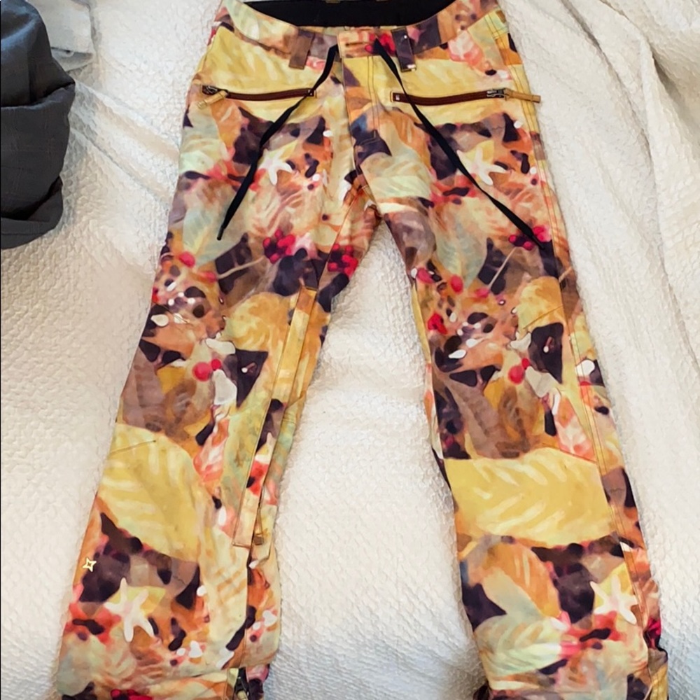 Nikita Snowboard ski pants